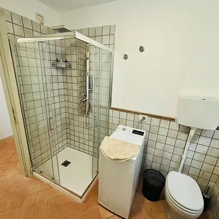 Apartment Intero Con Giardino In Palazzo Del 1600 *