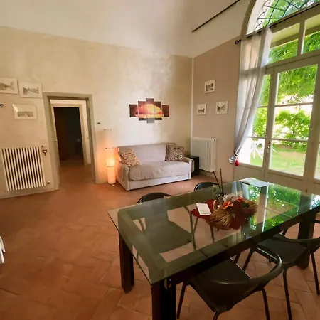Intero Con Giardino In Palazzo Del 1600 Apartment Campogalliano