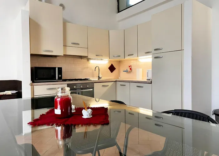 Intero Con Giardino In Palazzo Del 1600 * Campogalliano