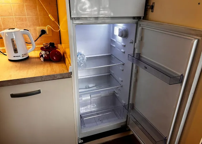 Intero Con Giardino In Palazzo Del 1600 * 캄포갈리아노