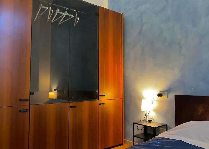 Apartamento Intero Con Giardino In Palazzo Del 1600 *