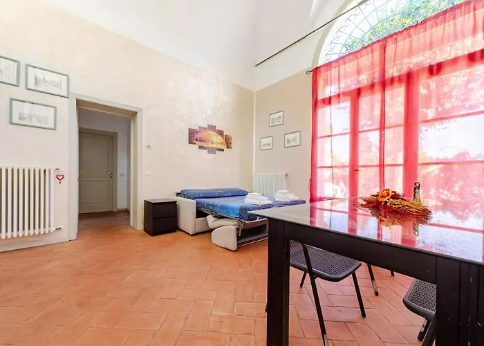 Intero Con Giardino In Palazzo Del 1600 Lejlighed *